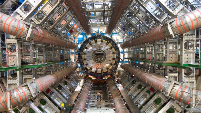 LHC accélérateur particules matière noire
