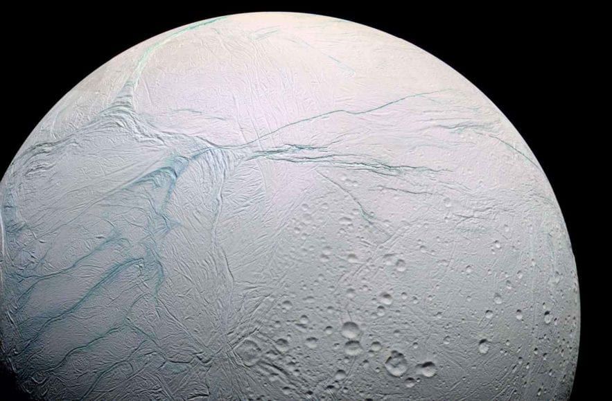 encelade saturne lune satellite