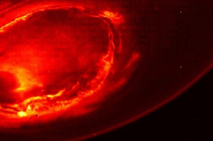 Pôle sud Jupiter poles planète Juno nasa australe