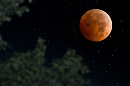 super lune chasseur sang rouge orange