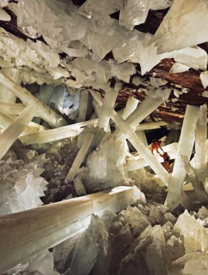 cave grotte crystal forme de vie microbe microbienne