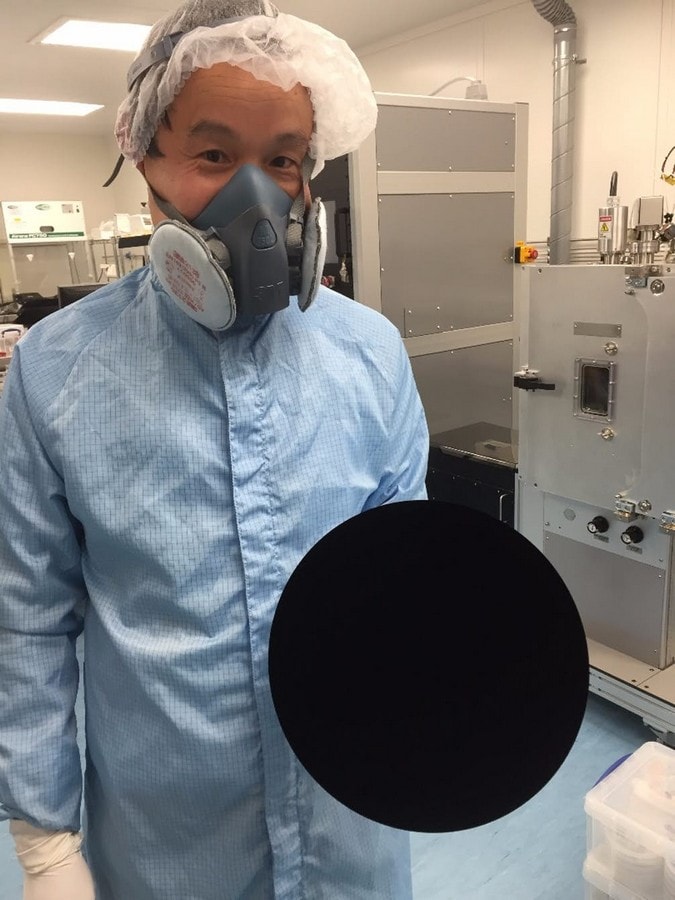 Surrey Nano Systems vantablack spray noir bidimensionnel tridimensionnel