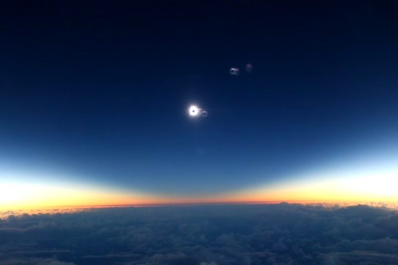 eclipse solaire totale depuis 30km altitude