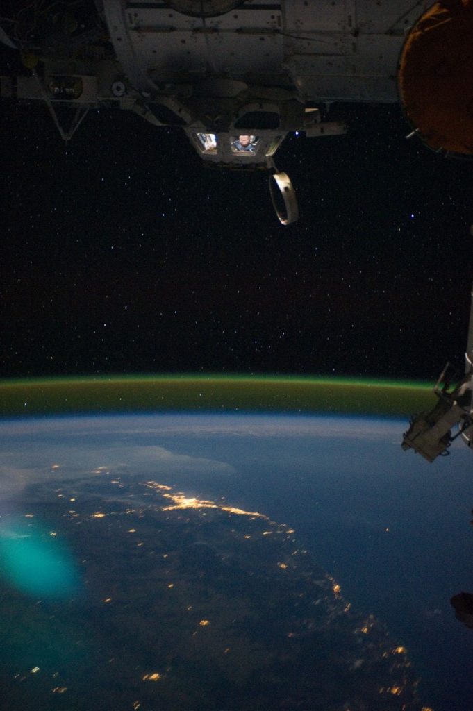 lueur air ISS ciel nocturne