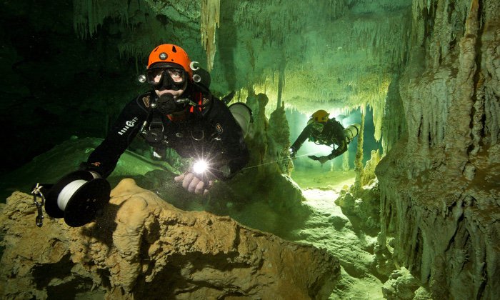 plongee grotte sous marine caverne cave submergee systeme mexique