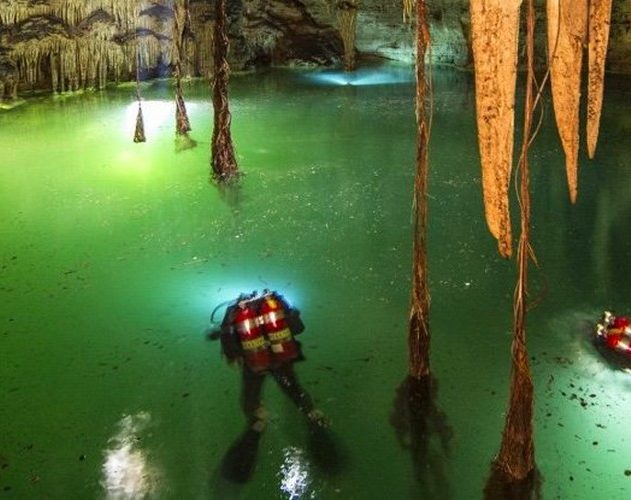 sac actun mexique cave caverne grotte submergee innondee eau sous-marine