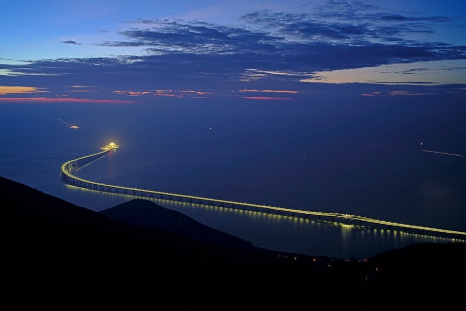 le plus grand pont en mer du monde