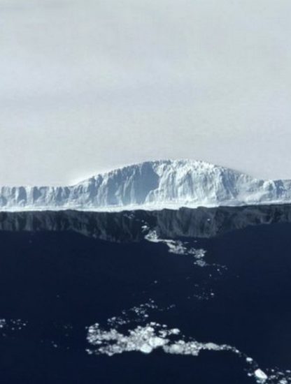 iceberg glace detachement fonte rechauffement climatique