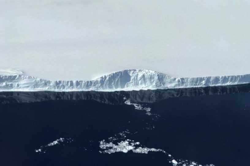 iceberg glace detachement fonte rechauffement climatique