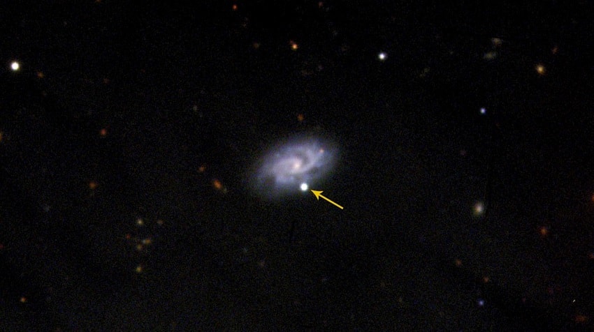 hypernova galaxie telescope