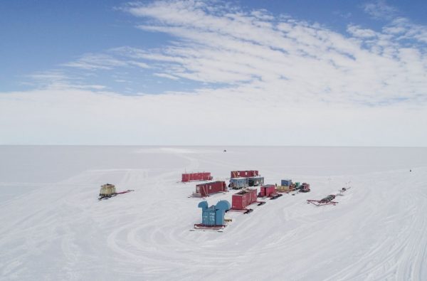 Antarctique des restes inattendus de créatures retrouvés dans le lac