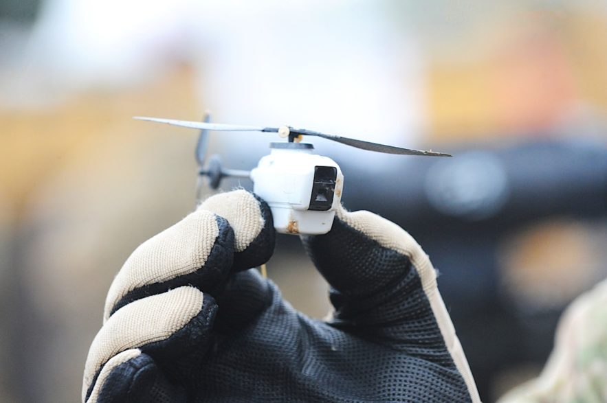 black hornet Nano hélicoptère miniature
