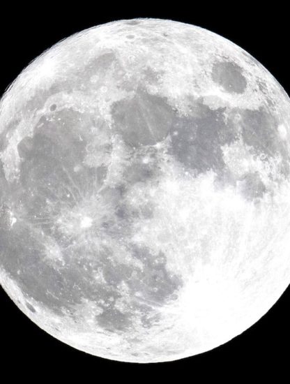 lune mysterieux flash lumineux
