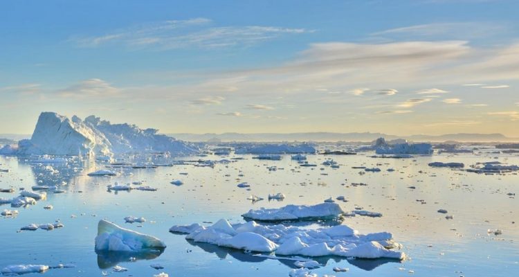 Groenland Et Vague De Chaleur Une Fonte Massive Des Glaces