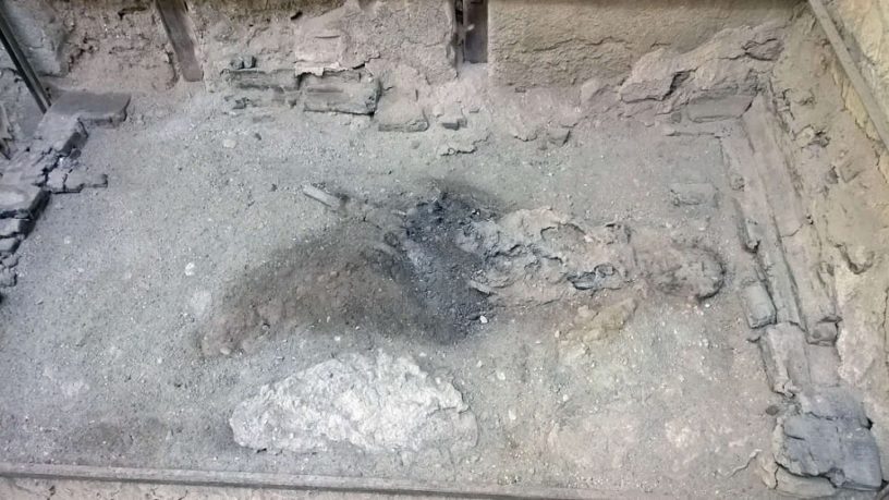L éruption Du Vésuve Qui Ensevelit Pompéi Sous Les Cendres Le cerveau d'une victime de l'éruption du Vésuve a été transformé en
