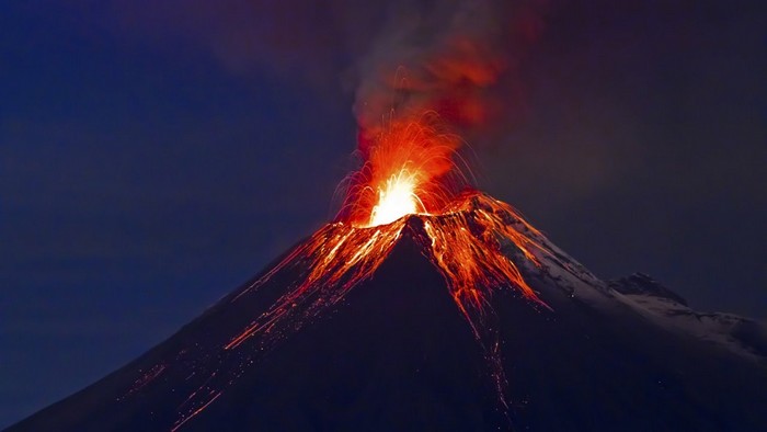 tungurahua volcan cratere eruption effondrement magma lave