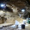grotte bulgarie dent outils objets artefacts pierre ossement os homo sapiens
