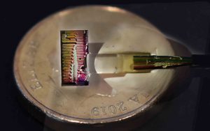 puce micro-peigne record débit données