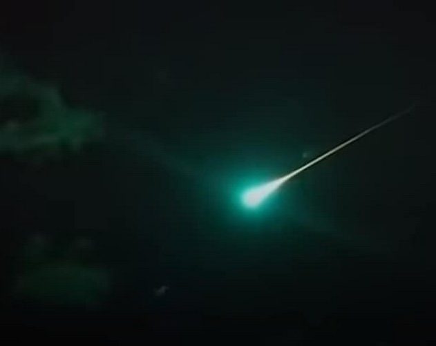 boule de feu meteorite australie bleue