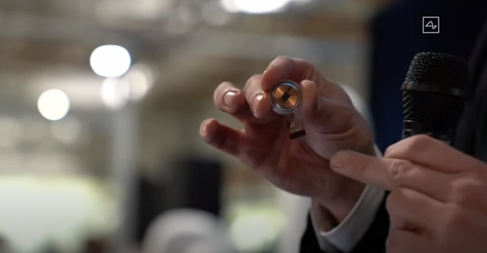 L’implant cérébral Neuralink déjà testé sur des porcs