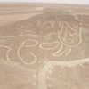 découverte géoglyphe chat désert Nazca vieux 2000 ans couv