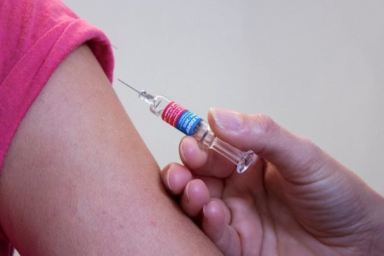 vaccin contre grippe pourrait egalement proteger du covid-19