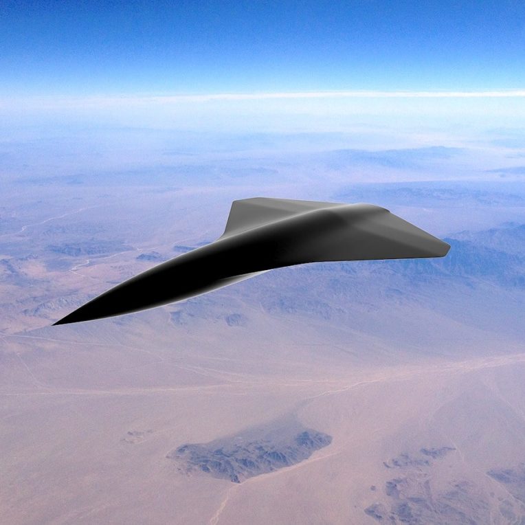 drone combat supersonique arrow
