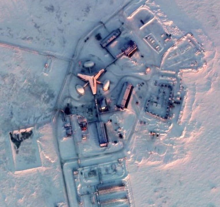 images satellite revelent presence militaire russe sans precedent arctique