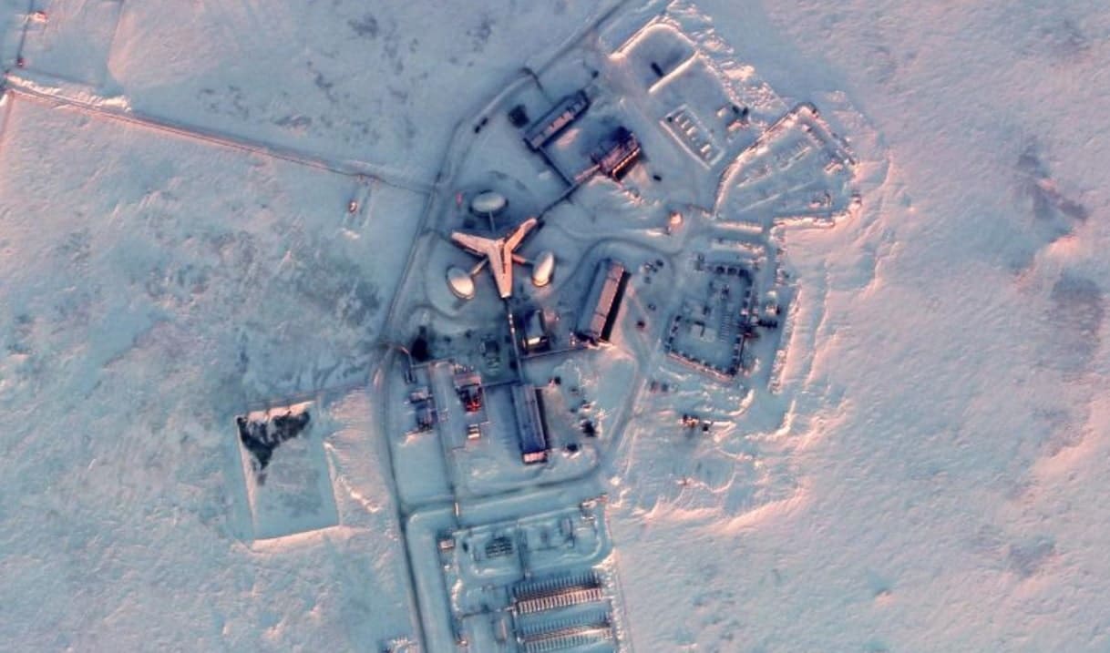 Des images satellite révèlent une présence militaire russe sans précédent dans l’Arctique
