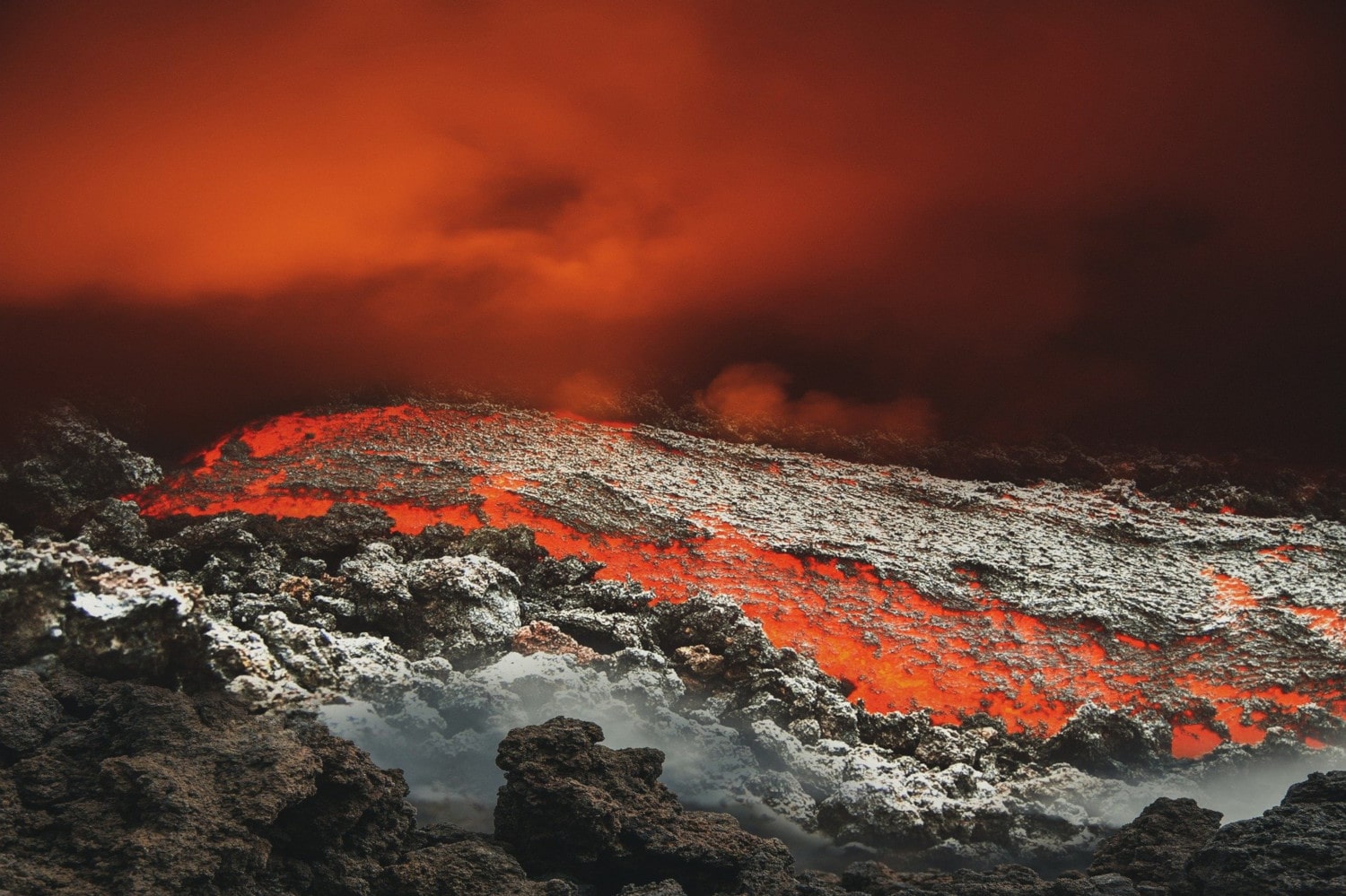 En Islande, rare éruption de lave d'un volcan très longtemps