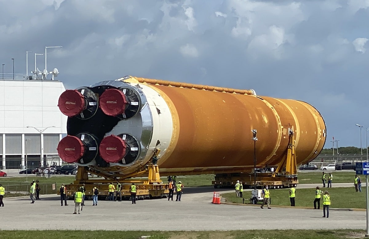 la « méga-fusée » SLS de la NASA est en cours d’assemblage