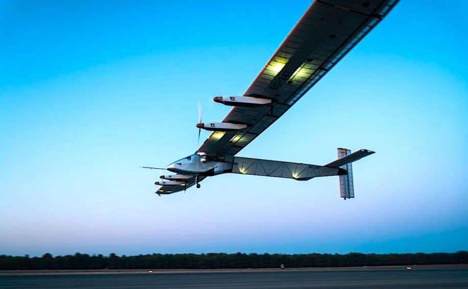 marine americaine avion solaire capable voler 90 jours