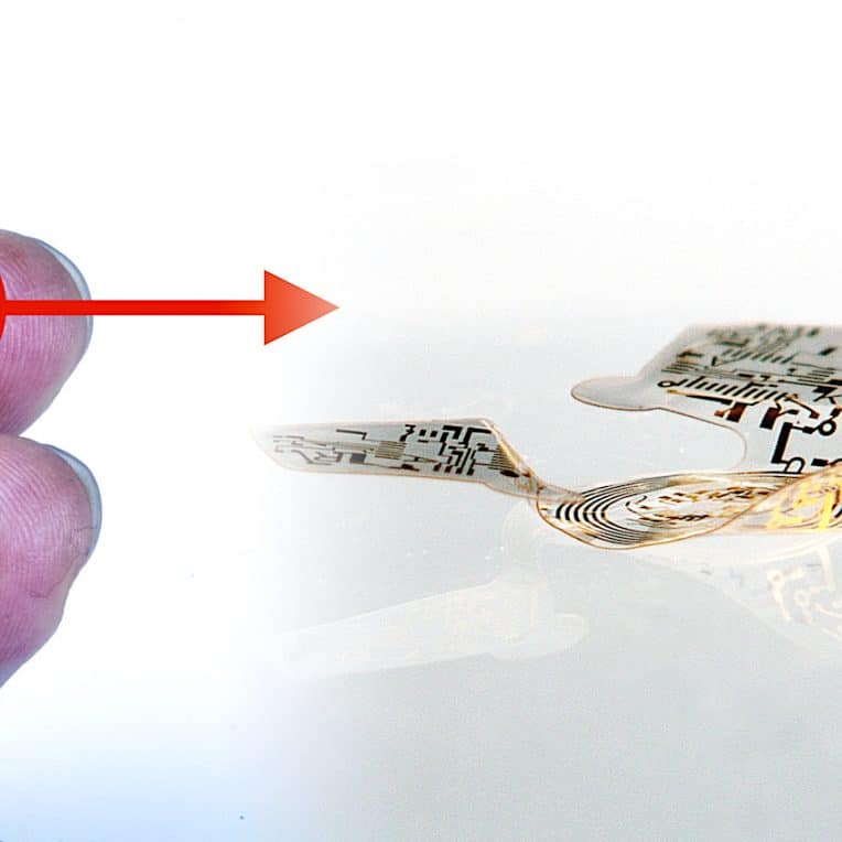 micropuce ailee plus petite structure volante jamais concue microflier