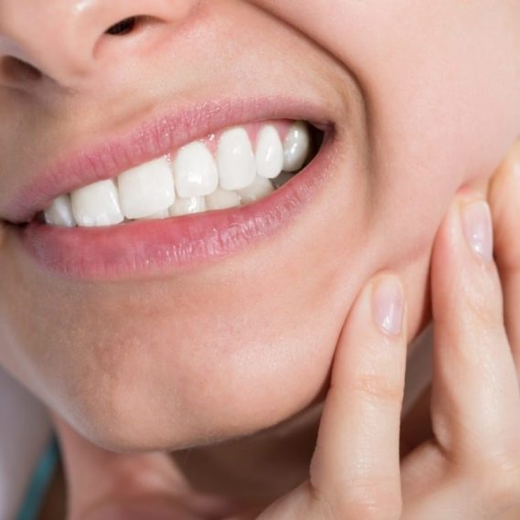 pourquoi grince des dents