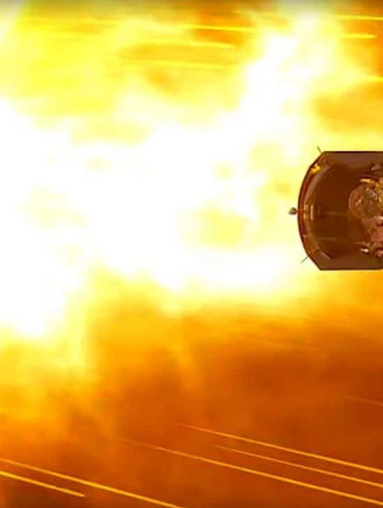 premiere fois sonde spatiale entree dans atmosphere soleil