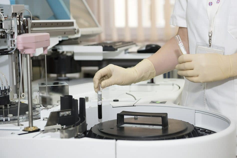 laboratoire jeff bezos embauche scientifiques pour inverser maladies couv