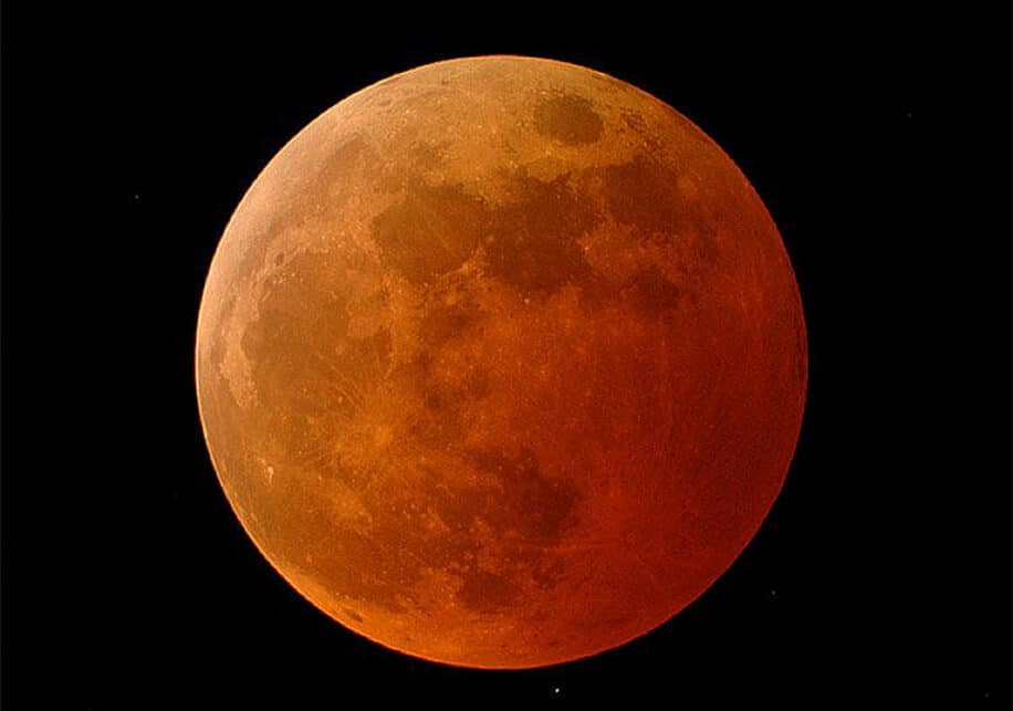 éclipse totale lunaire mai 2022