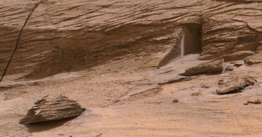 structure roche porte mars
