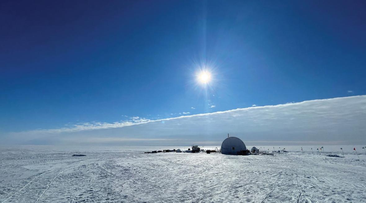 camp base antarctique