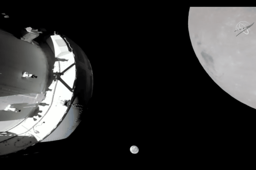 survol proche lune orion artemis 1 couv