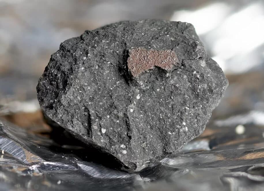 météorite Winchcombe analyse composés organiques