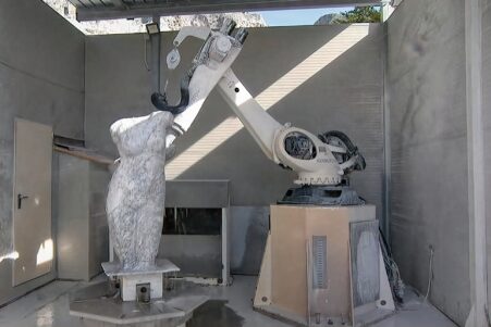 robot sculpteur faconner oeuvres marbre