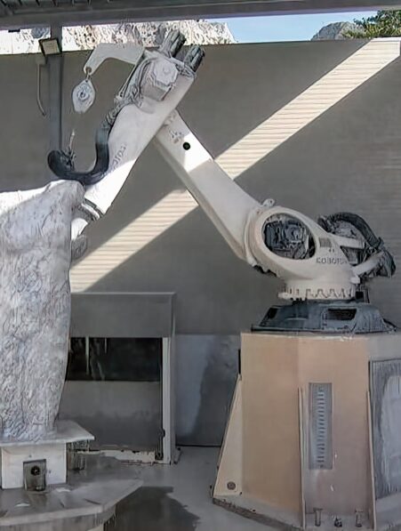 robot sculpteur faconner oeuvres marbre
