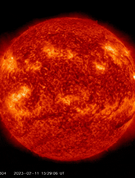 eruption solaire majeure classe x fevrier 2023 couv