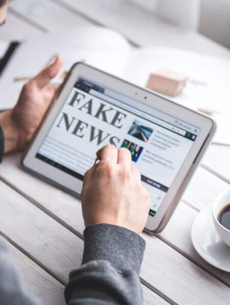 technique contre propagation fake news désinformation