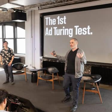 ia bat humain test turing publicitaire couv