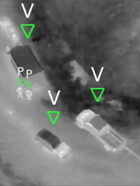 ai drone militaire reconnaissance cible valide couv