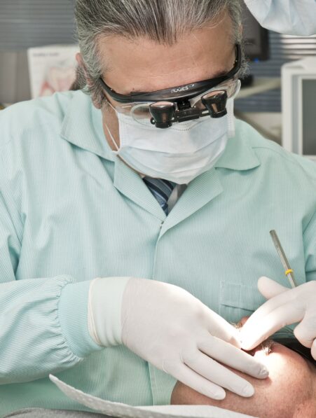 medicament regeneration dentaire