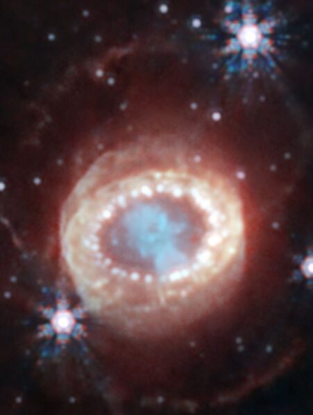 supernova nouvelle structures croissants james webb couv