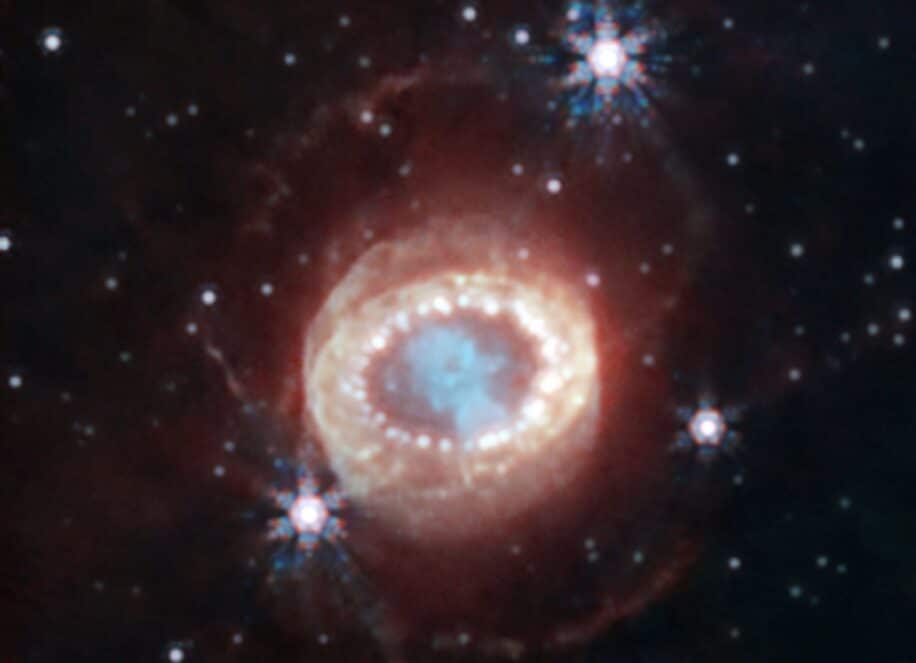 supernova nouvelle structures croissants james webb couv
